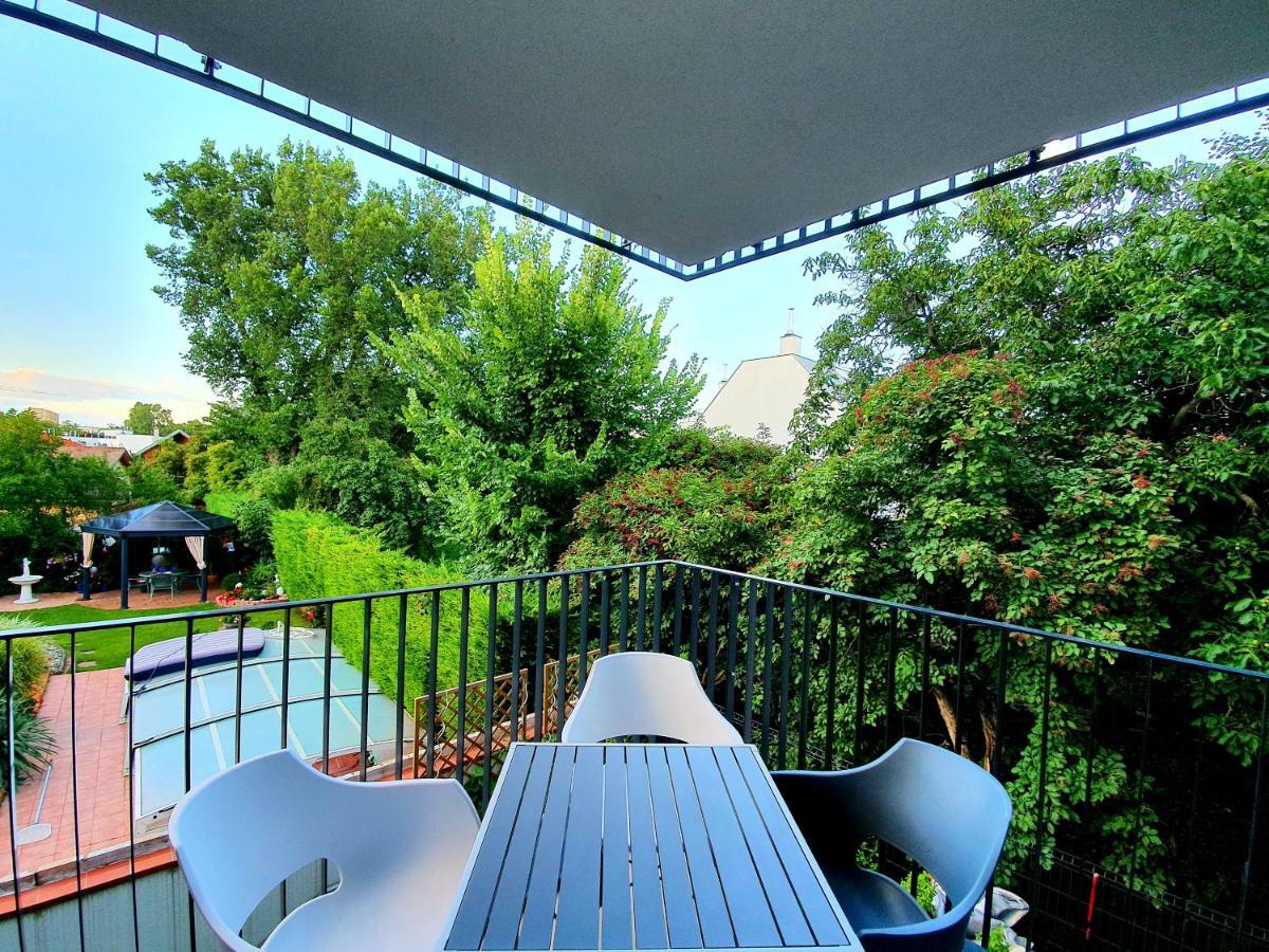Near Lake Fully Furnished Beautiful Apartment Vídeň Exteriér fotografie