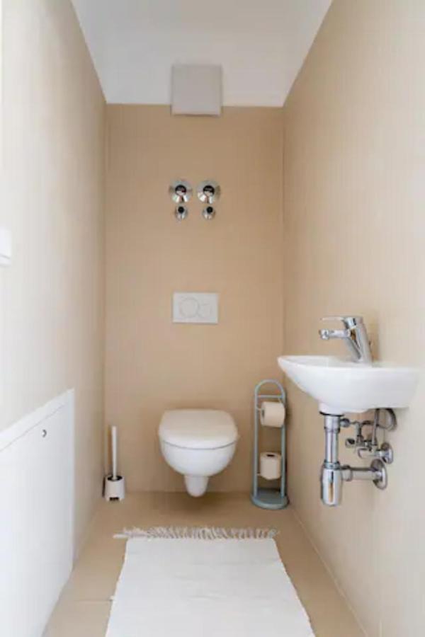 Near Lake Fully Furnished Beautiful Apartment Vídeň Exteriér fotografie